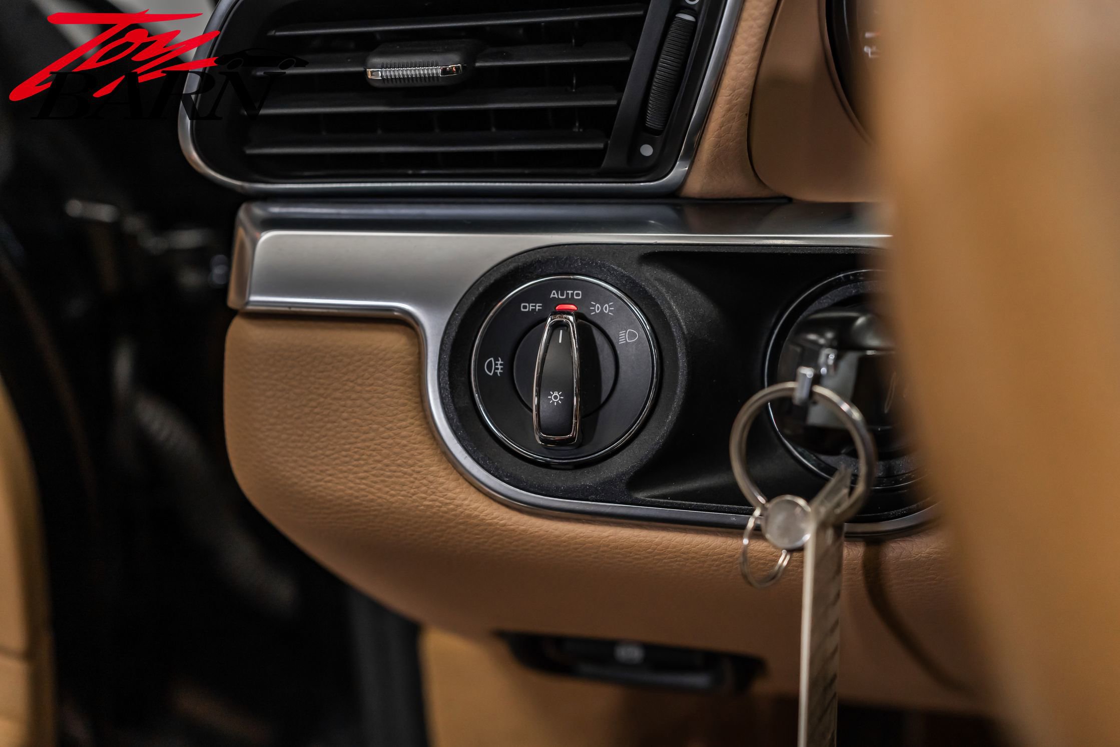 Used 2015 Porsche 911 Carrera S image 35