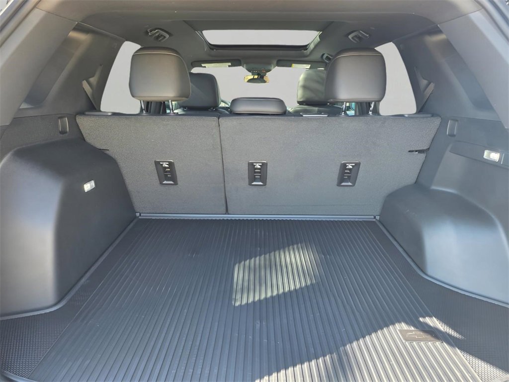 New 2026 Chevrolet Equinox LT w/ Convenience Package II image 7