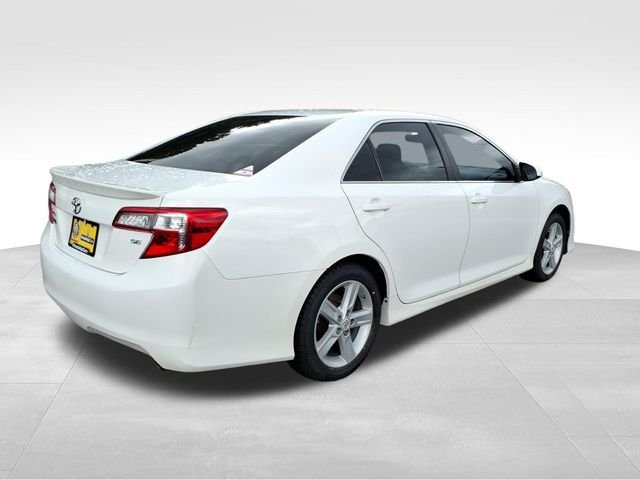 Used 2012 Toyota Camry SE FWD image 10