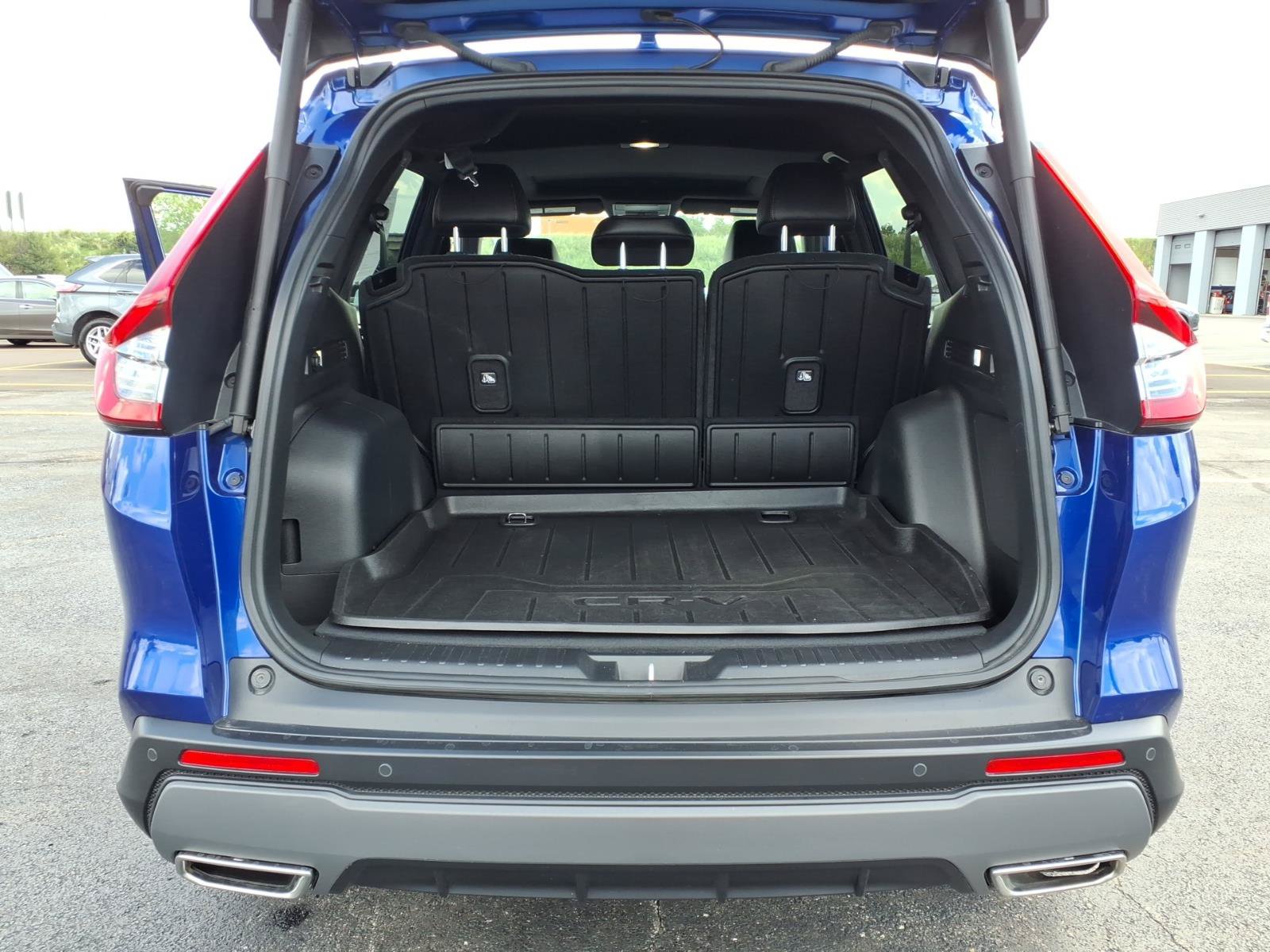 Used 2024 Honda CR-V Sport Touring image 28