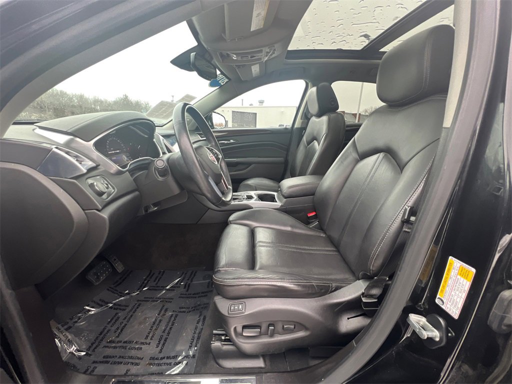 Used 2016 Cadillac SRX Luxury w/ Driver Awareness Package image 31