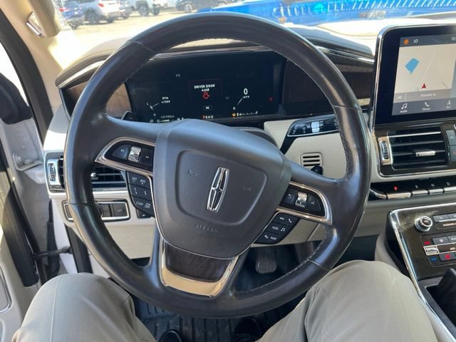 Used 2018 Lincoln Navigator L Reserve w/ Technology Package AWD/4WD image 16
