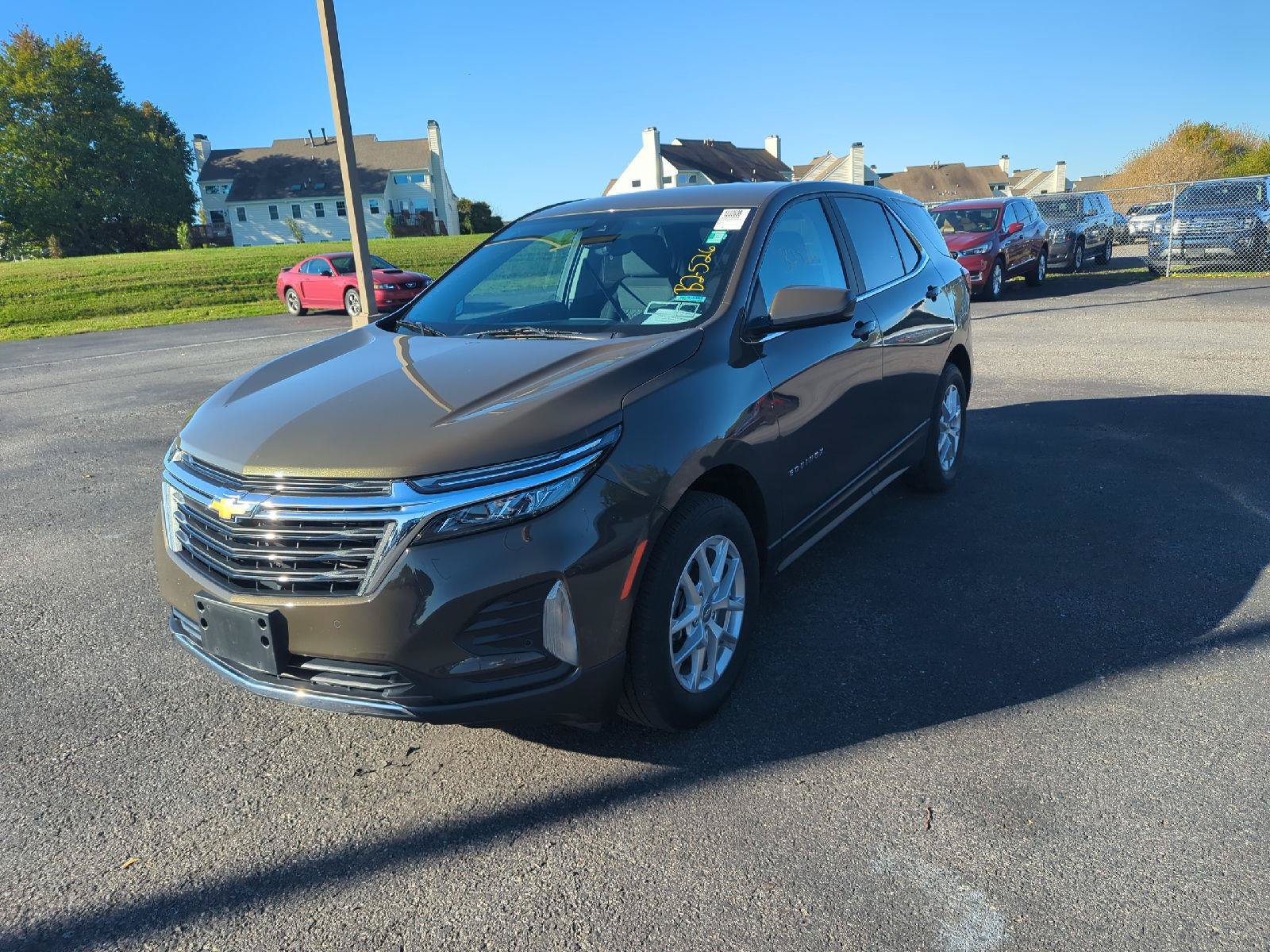 Used 2024 Chevrolet Equinox LT AWD/4WD image 3