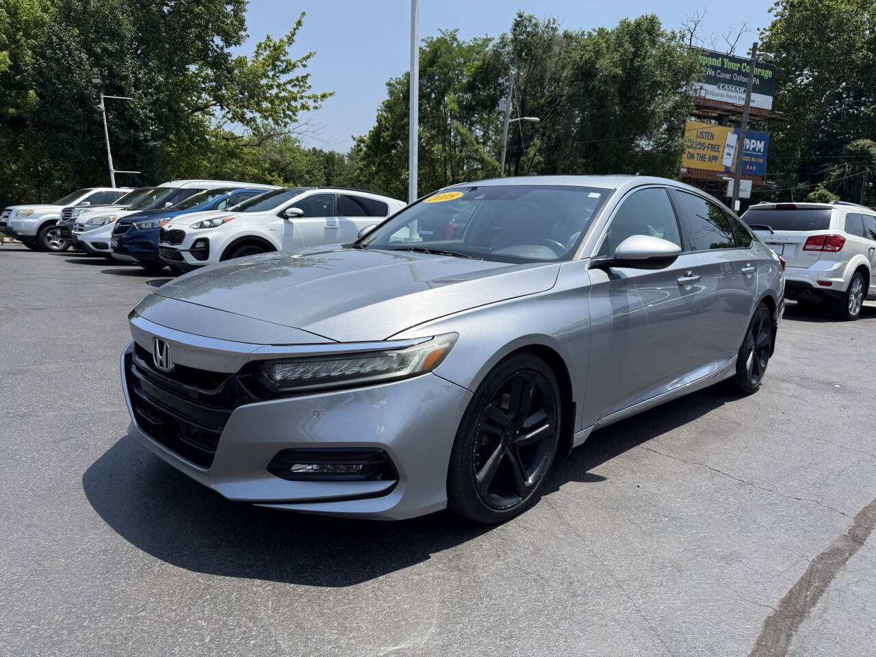 Used 2018 Honda Accord Touring image 1