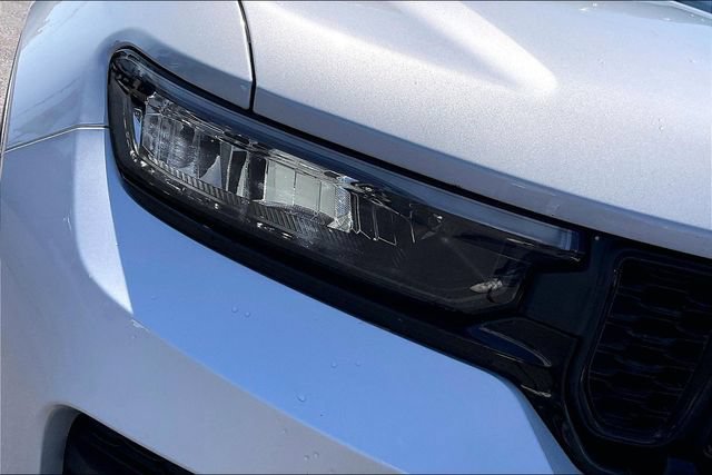 Used 2023 Jeep Grand Cherokee Altitude AWD/4WD image 32