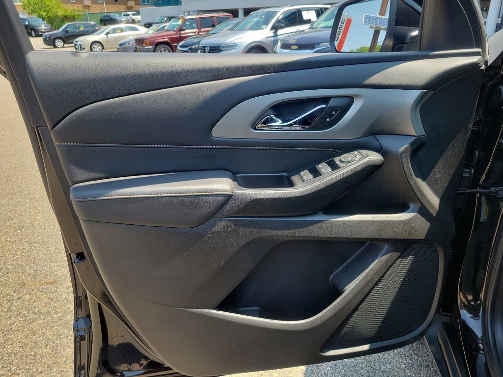 Used 2021 Chevrolet Traverse LS w/ LPO, Floor Liner Package image 10