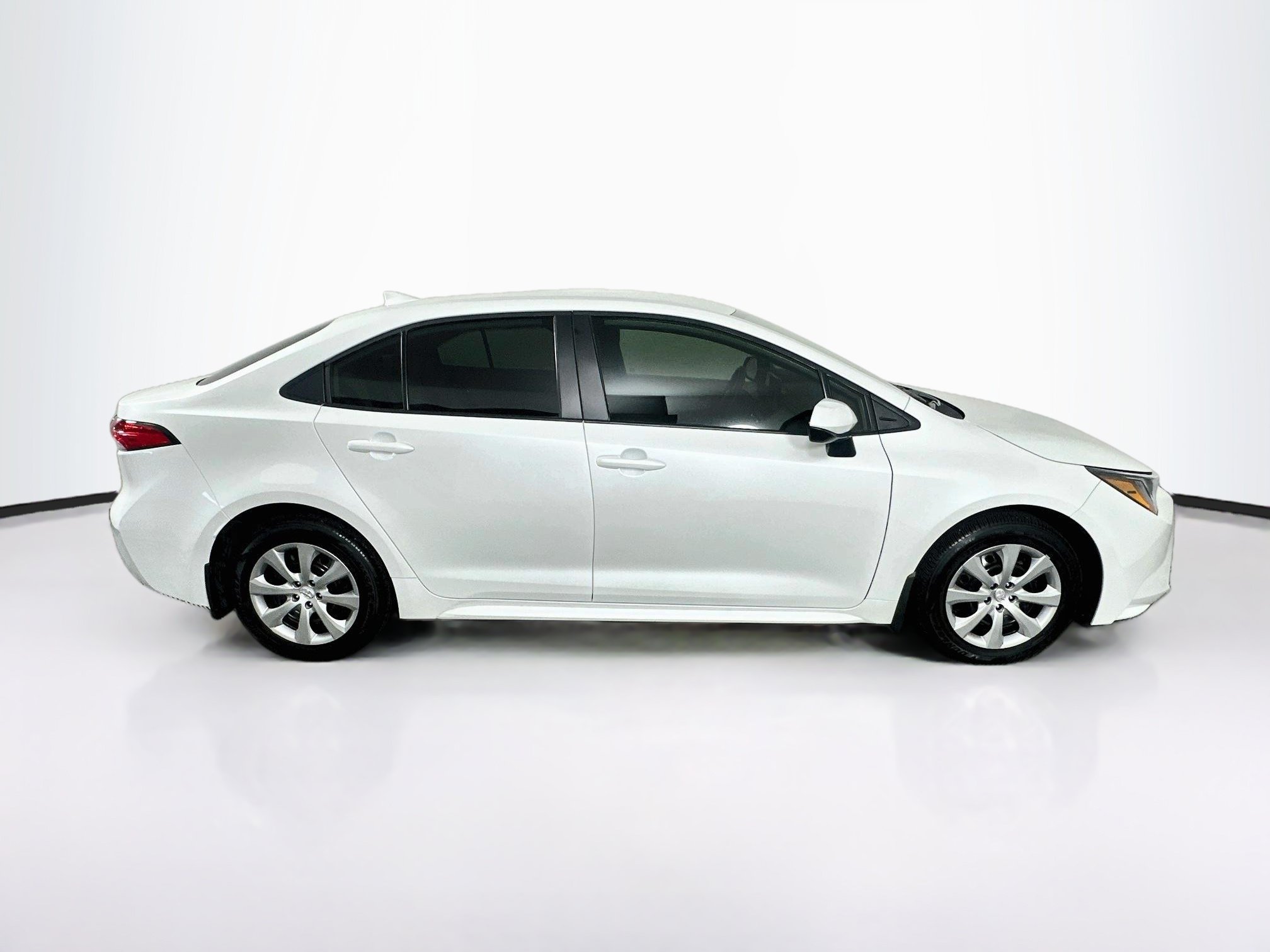 Used 2026 Toyota Corolla LE FWD image 10