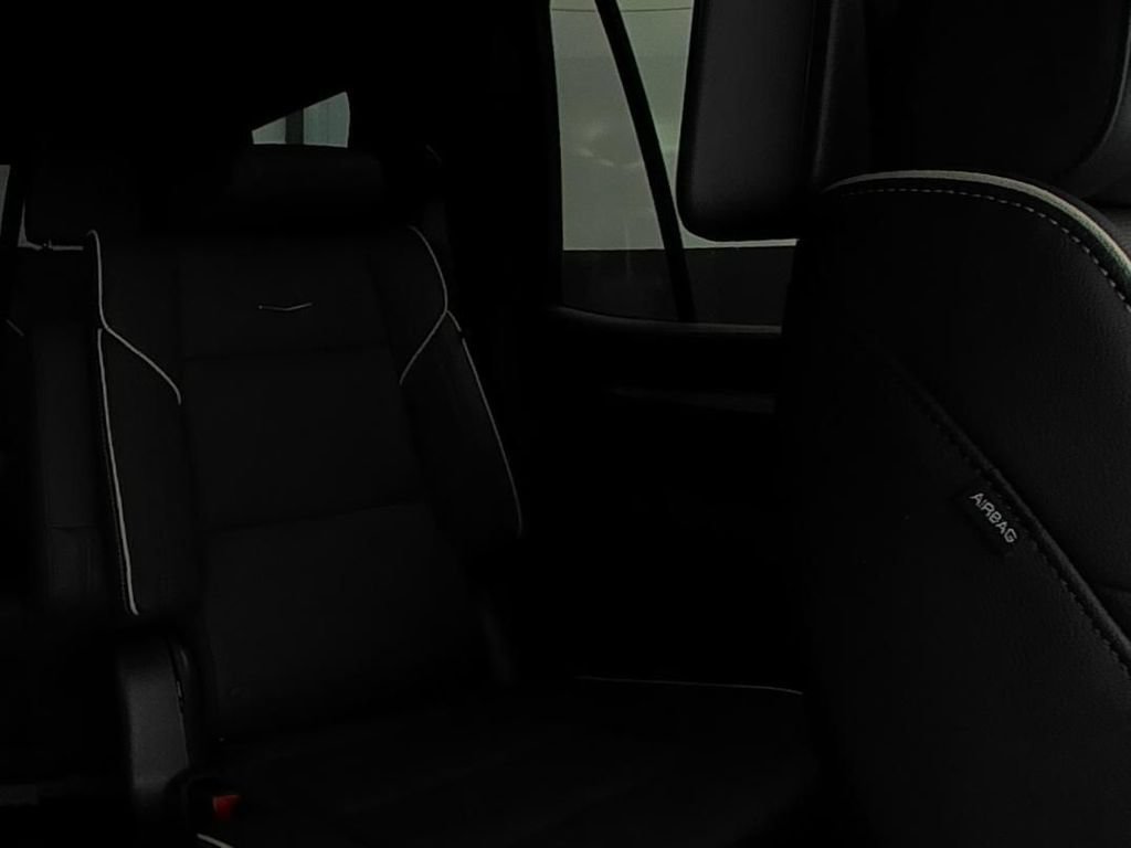 Used 2026 Cadillac Escalade Luxury w/ Touring Package AWD/4WD image 11