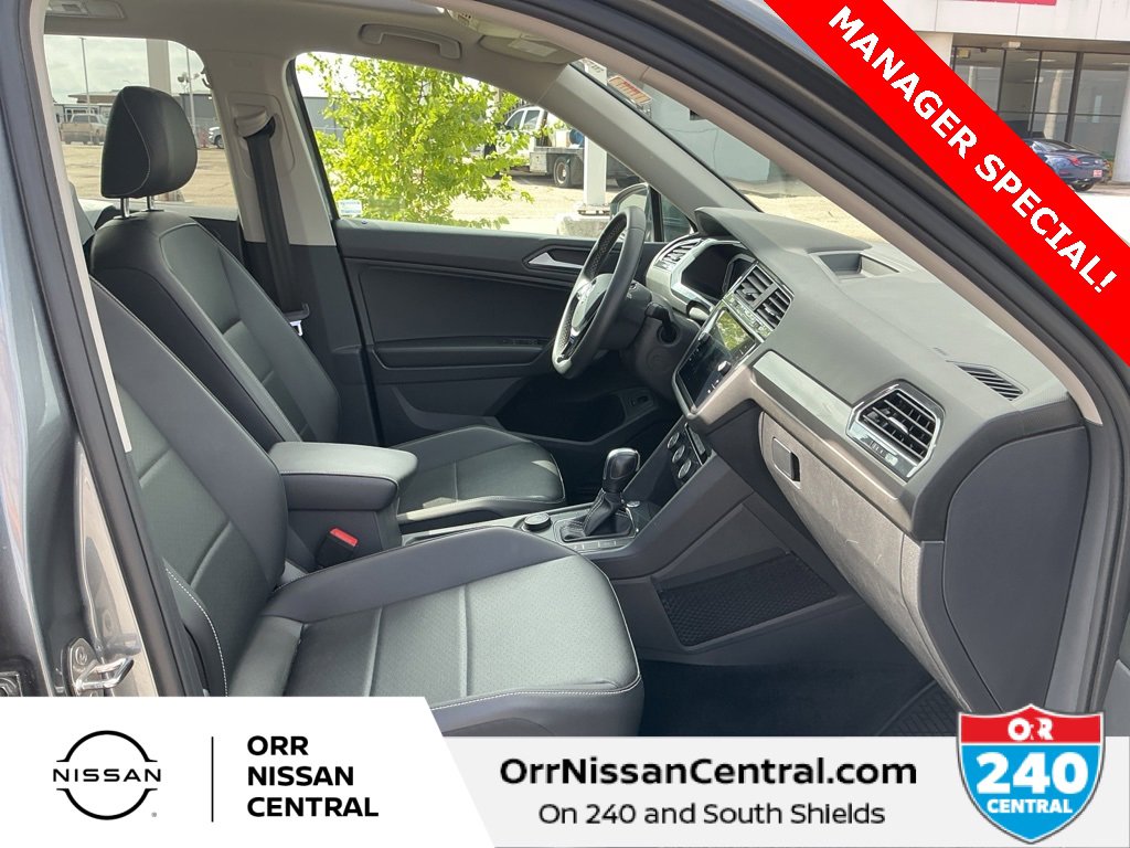 Used 2021 Volkswagen Tiguan SEL image 11