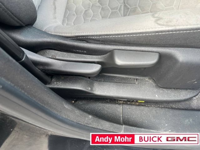 Used 2019 Chevrolet Equinox LS AWD/4WD image 40