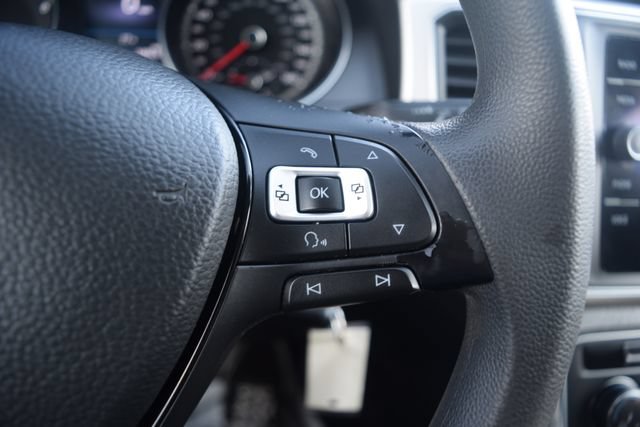Used 2018 Volkswagen Atlas Launch Edition FWD image 5