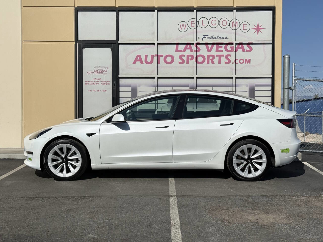 Used 2023 Tesla Model 3 Standard Range image 6