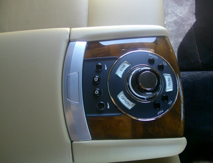 Used 2013 Rolls-Royce Ghost RWD image 84