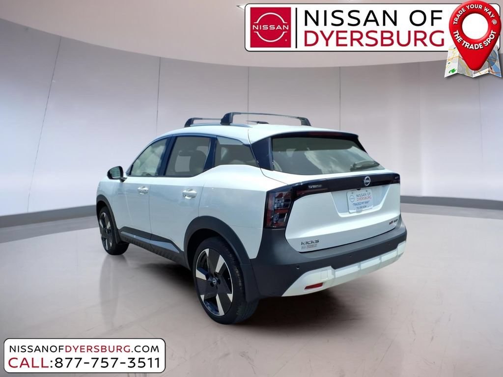 New 2025 Nissan Kicks SR w/ Illumination Package AWD/4WD image 5