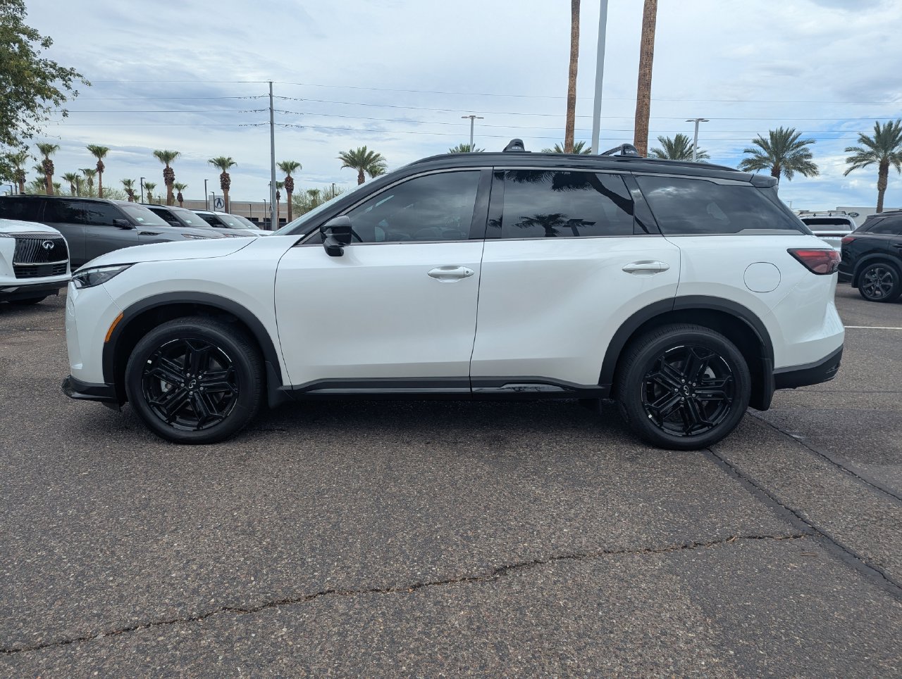 New 2027 INFINITI QX60 Sport w/ Dark Cargo Package AWD/4WD image 2