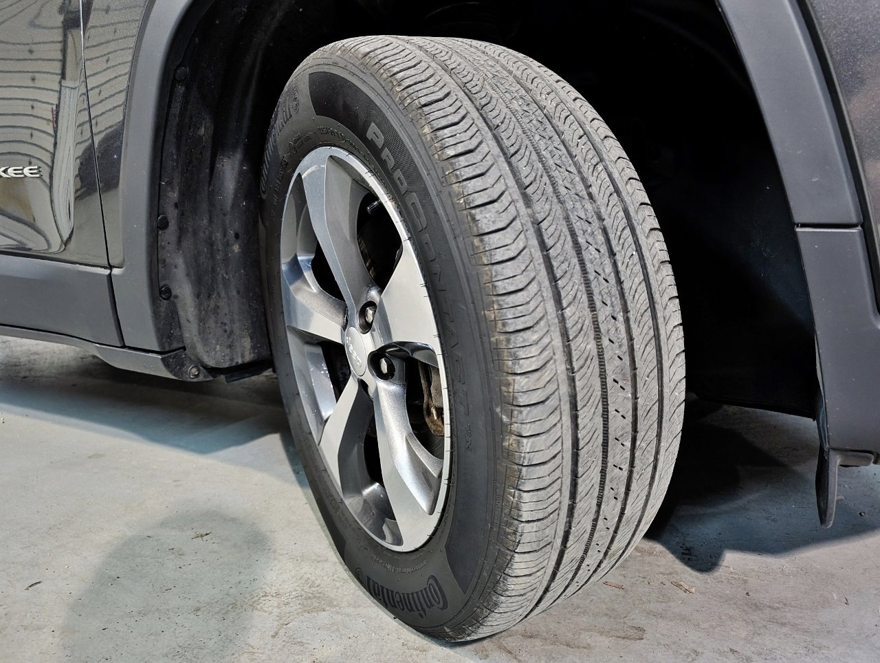 Used 2019 Jeep Cherokee Limited w/ Trailer Tow Group image 57