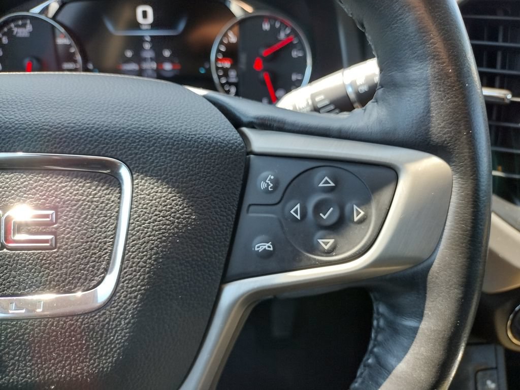 Used 2017 GMC Acadia Denali w/ Technology Package AWD/4WD image 27