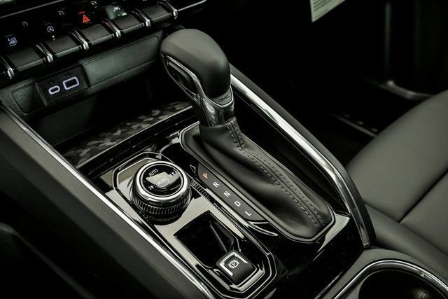 New 2026 GMC Canyon Elevation w/ Convenience Package image 17