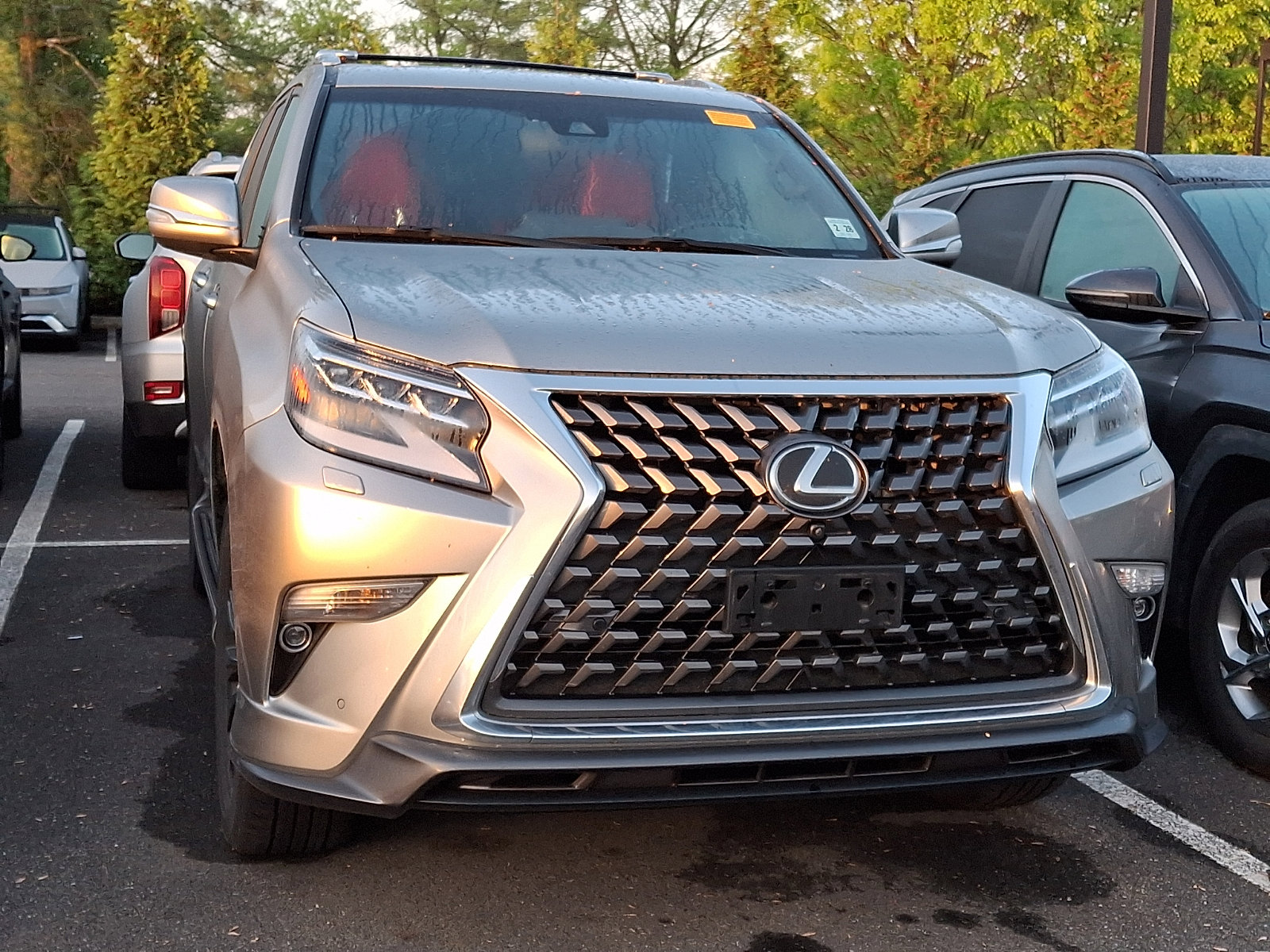 Used 2023 Lexus GX 460 Luxury w/ Sport Design Package AWD/4WD image 4