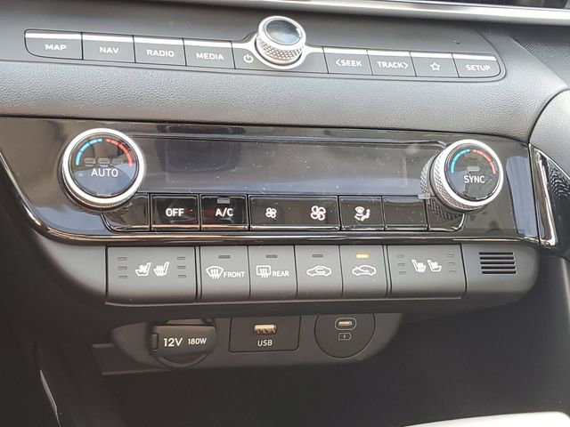 New 2026 Hyundai Elantra Limited image 29