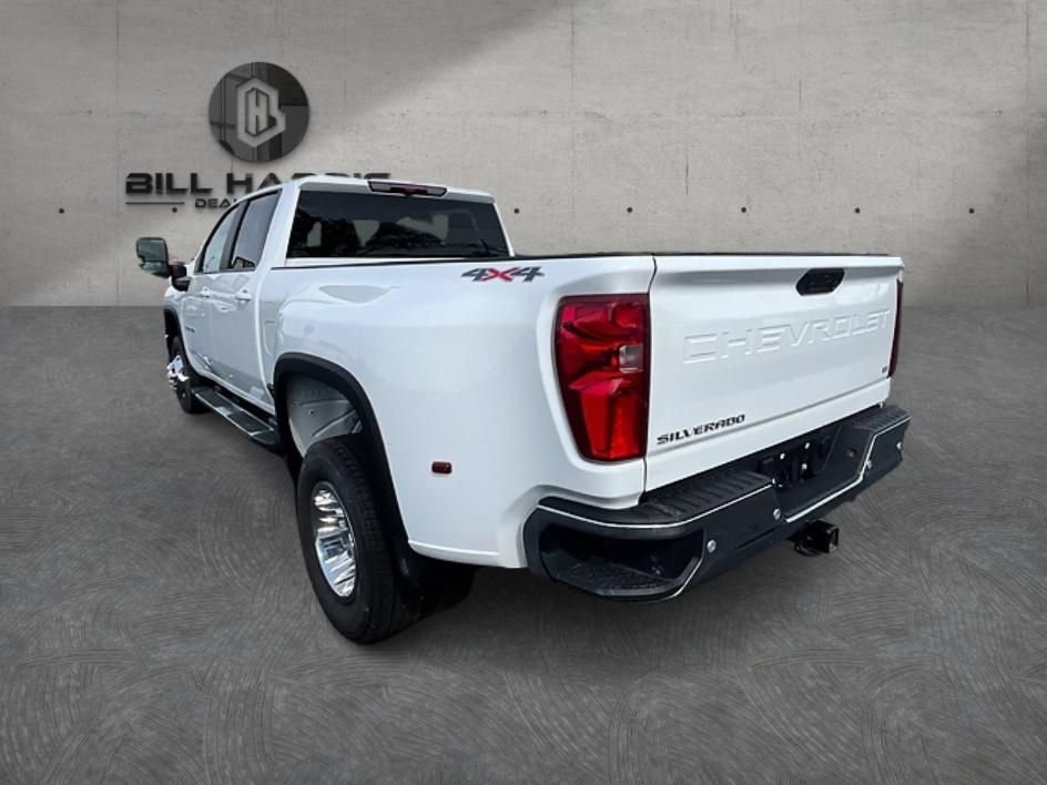 Used 2026 Chevrolet Silverado 3500 LT w/ All Star Edition AWD/4WD image 8