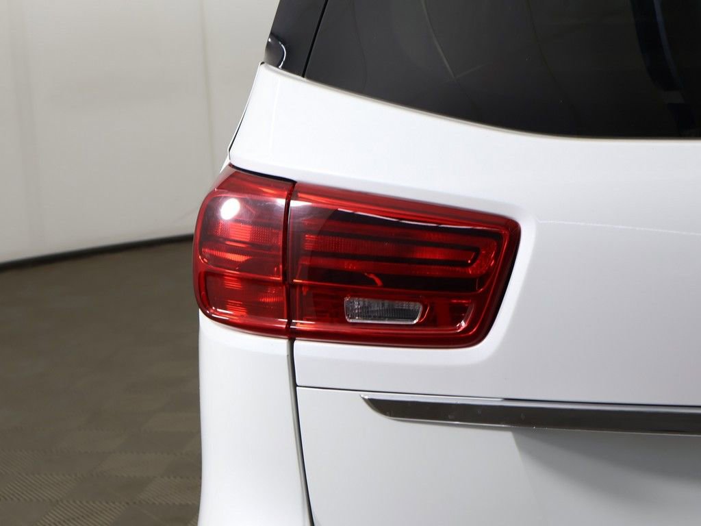 Used 2019 Kia Sedona EX FWD image 15
