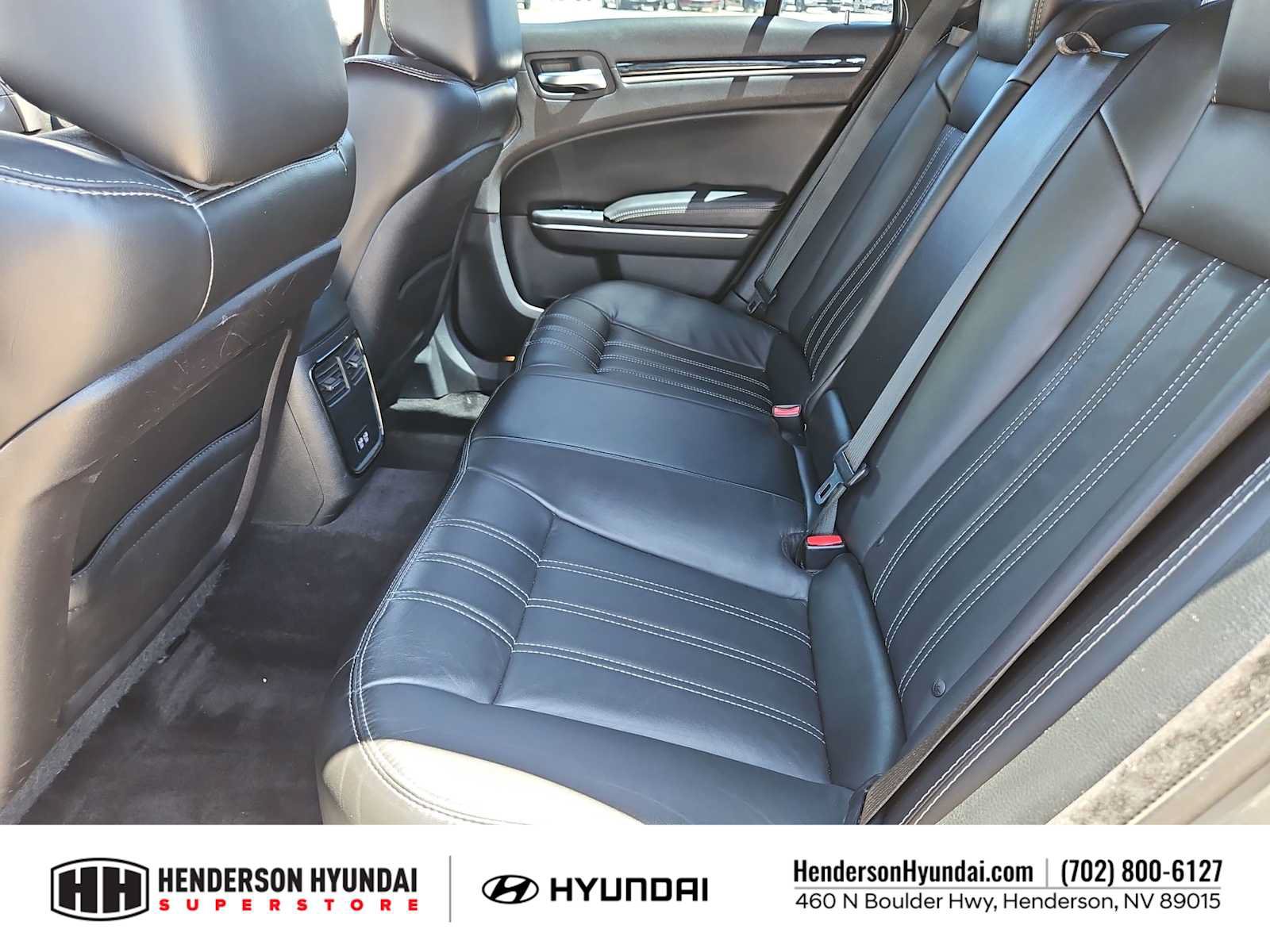 Used 2018 Chrysler 300 S w/ Beats Audio Group RWD image 19