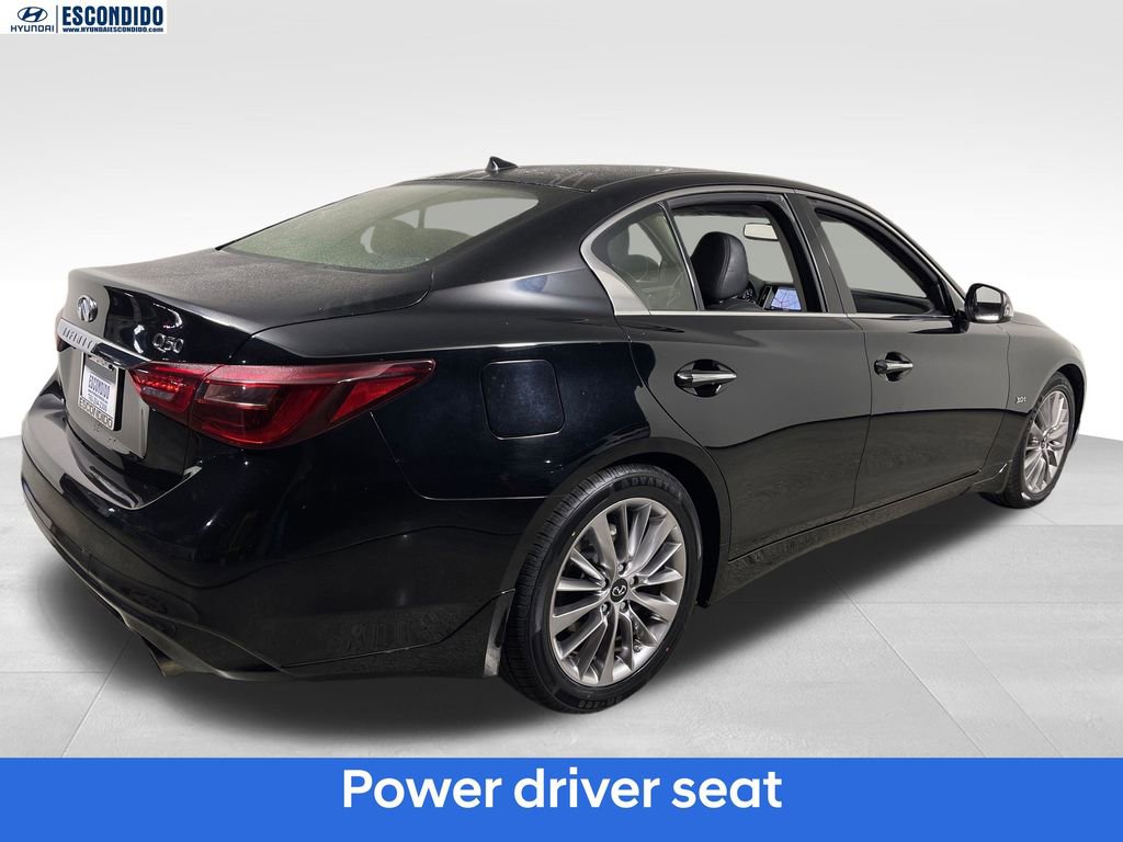 Used 2019 INFINITI Q50 Luxe w/ Essential Package (3.0T Luxe) image 5