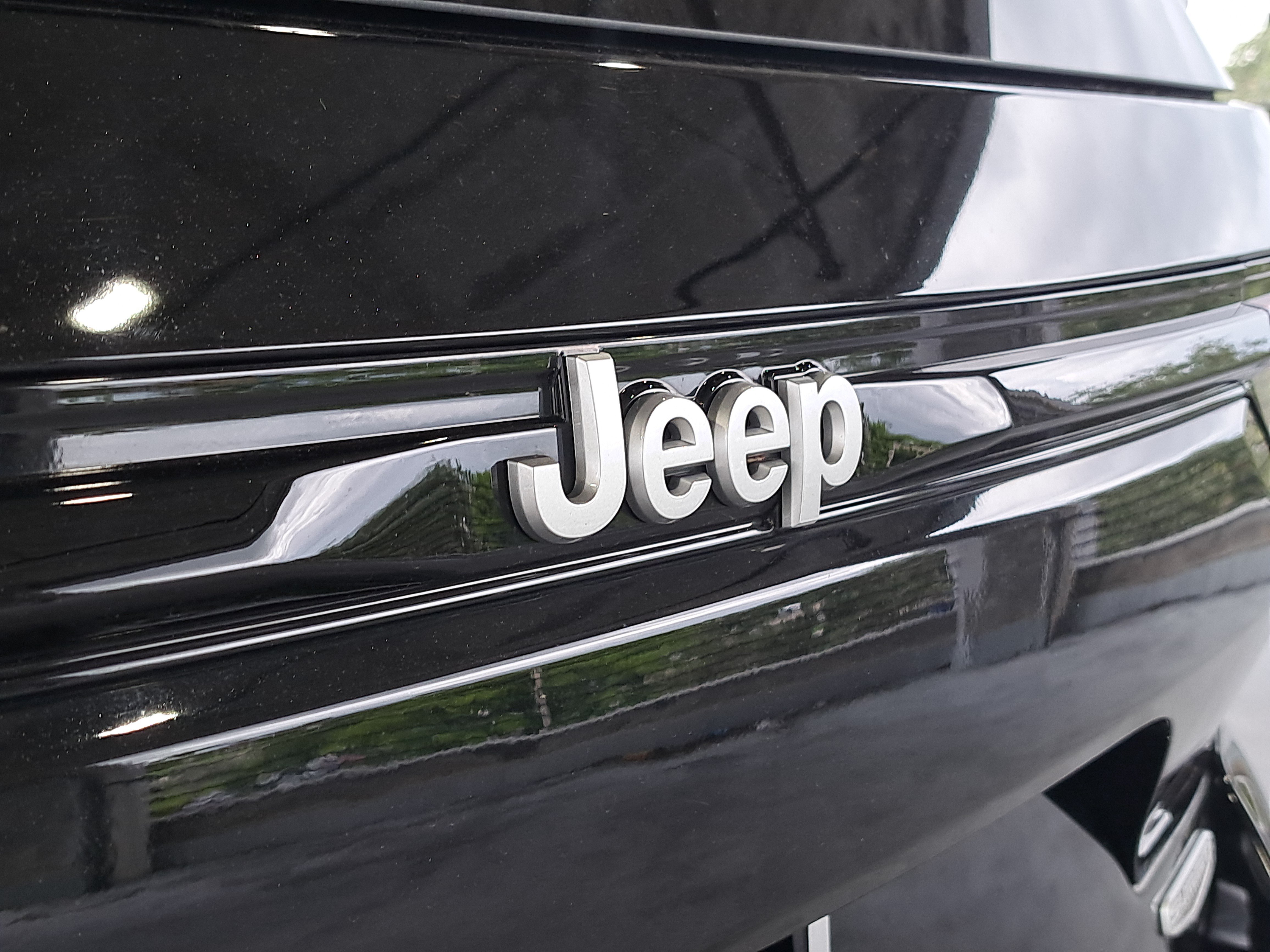 Certified 2024 Jeep Grand Cherokee Summit AWD/4WD image 6