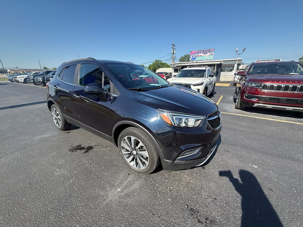 Used 2021 Buick Encore Preferred w/ Safety Package FWD image 1