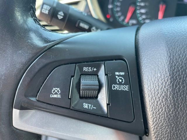Used 2020 Chevrolet Trax LT w/ Driver Confidence Package AWD/4WD image 23