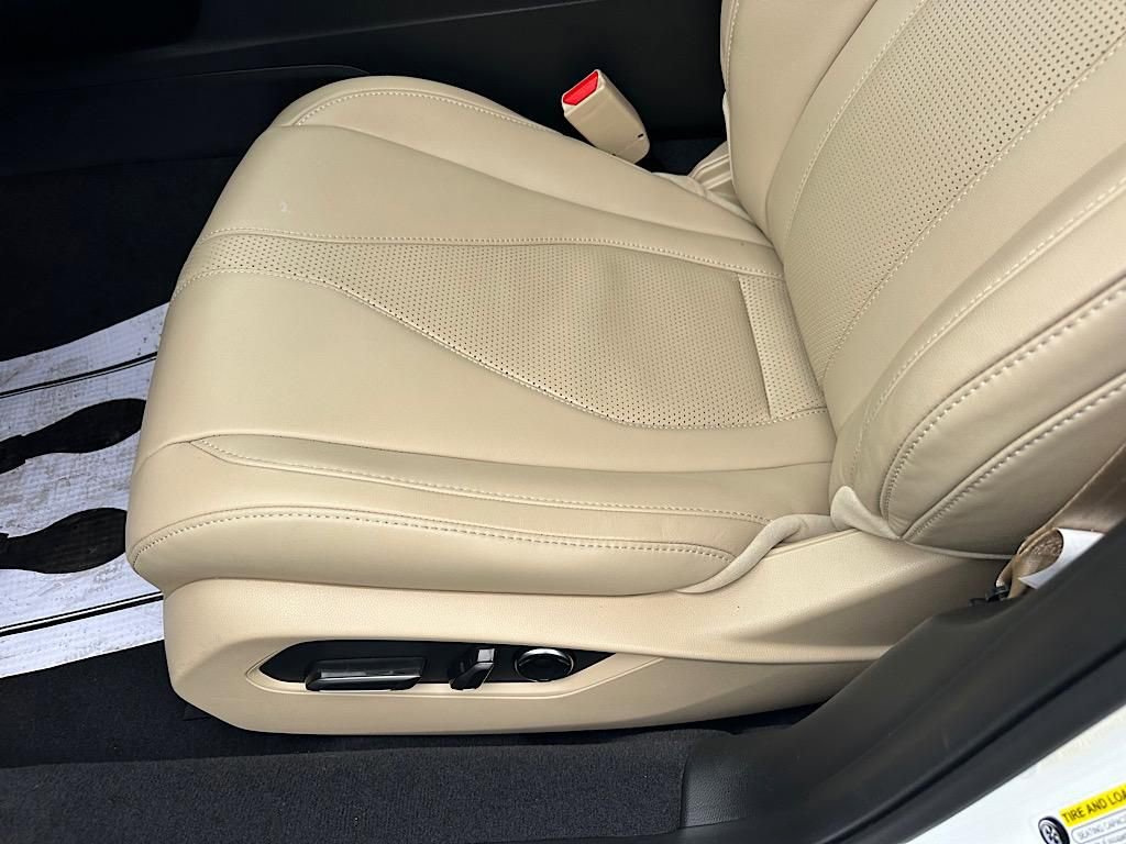 Certified 2025 Acura TLX w/ Technology Package image 20