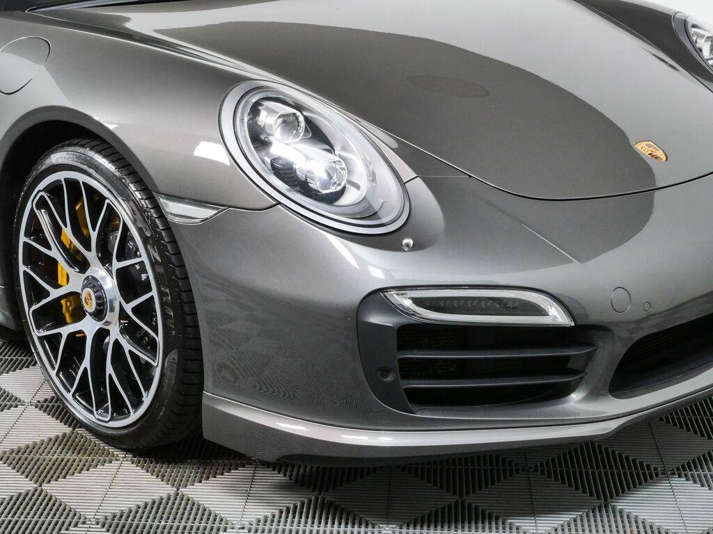 Certified 2015 Porsche 911 Turbo S AWD/4WD image 31