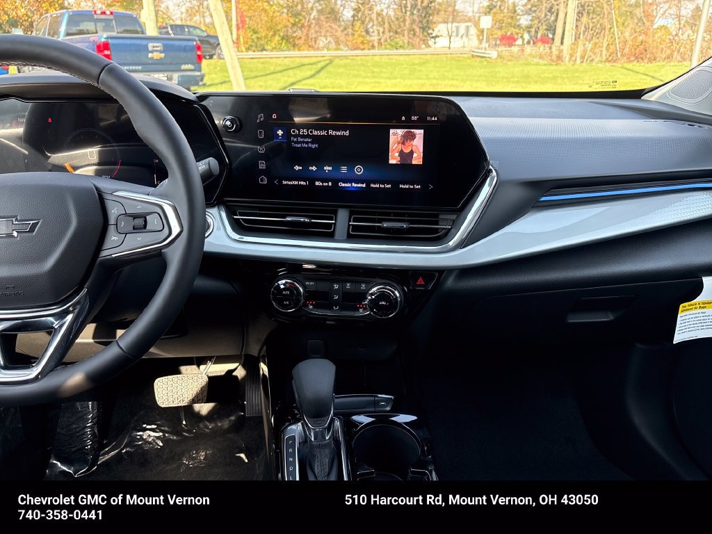 New 2026 Chevrolet Trax LT w/ Midnight Edition FWD image 20
