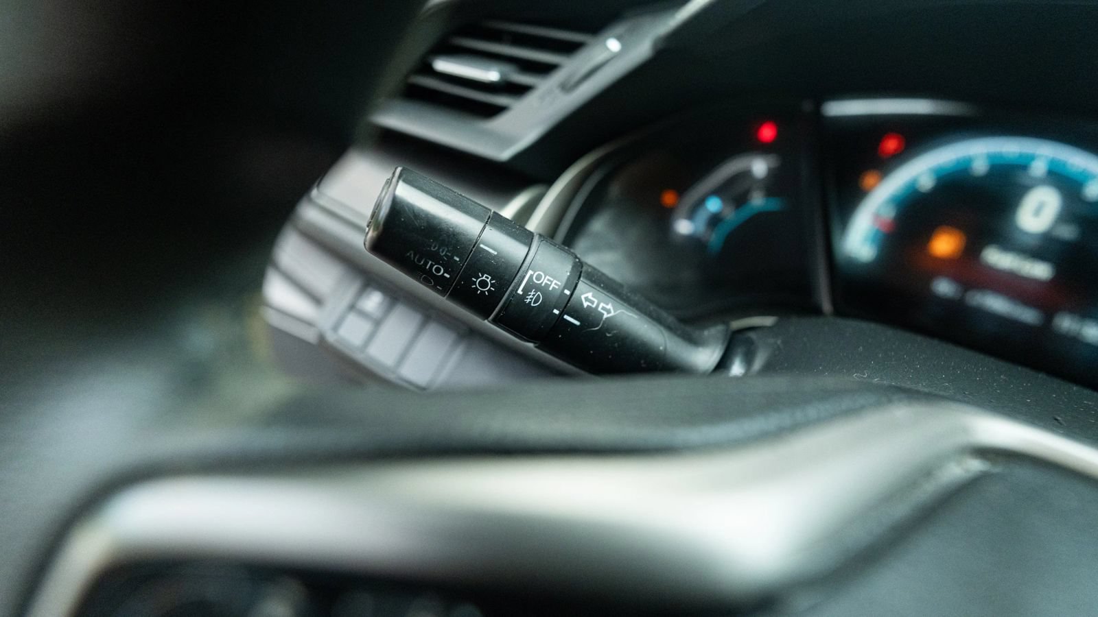 Used 2018 Honda Civic EX image 38