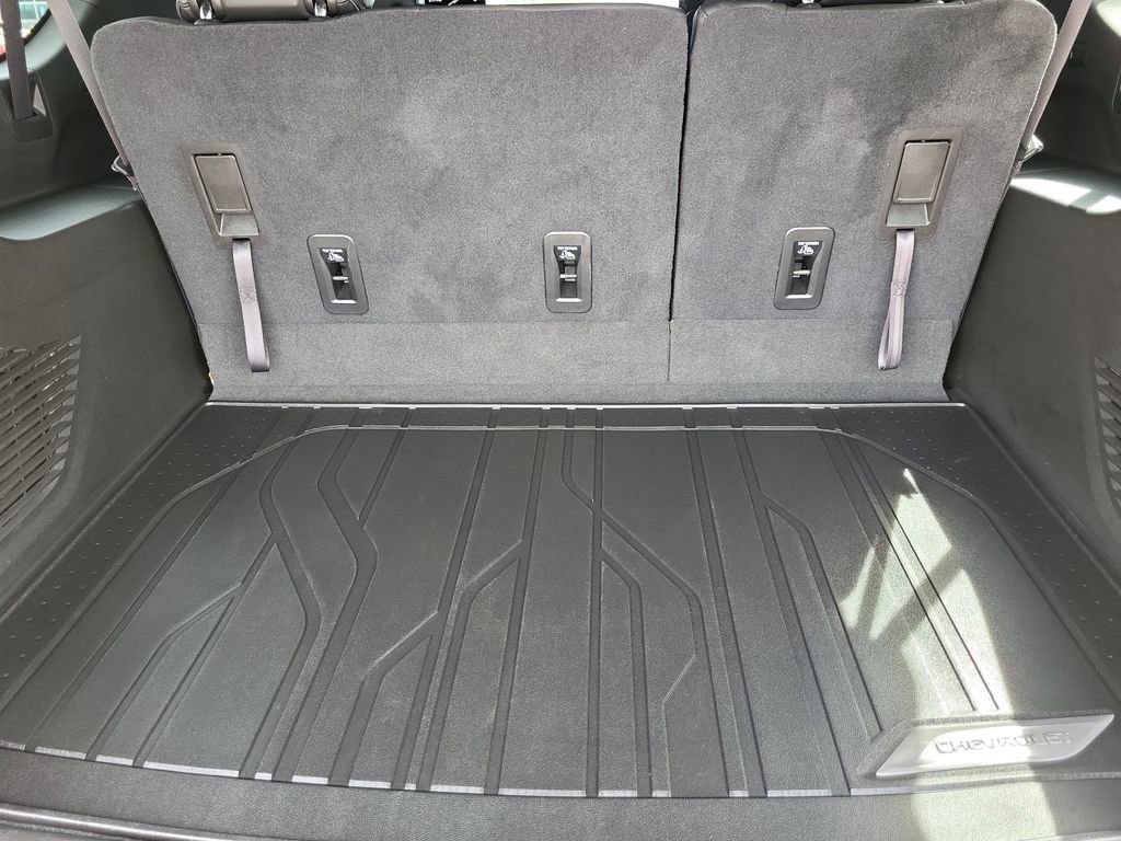 Used 2021 Chevrolet Suburban RST w/ Rear Media and Nav Package image 14