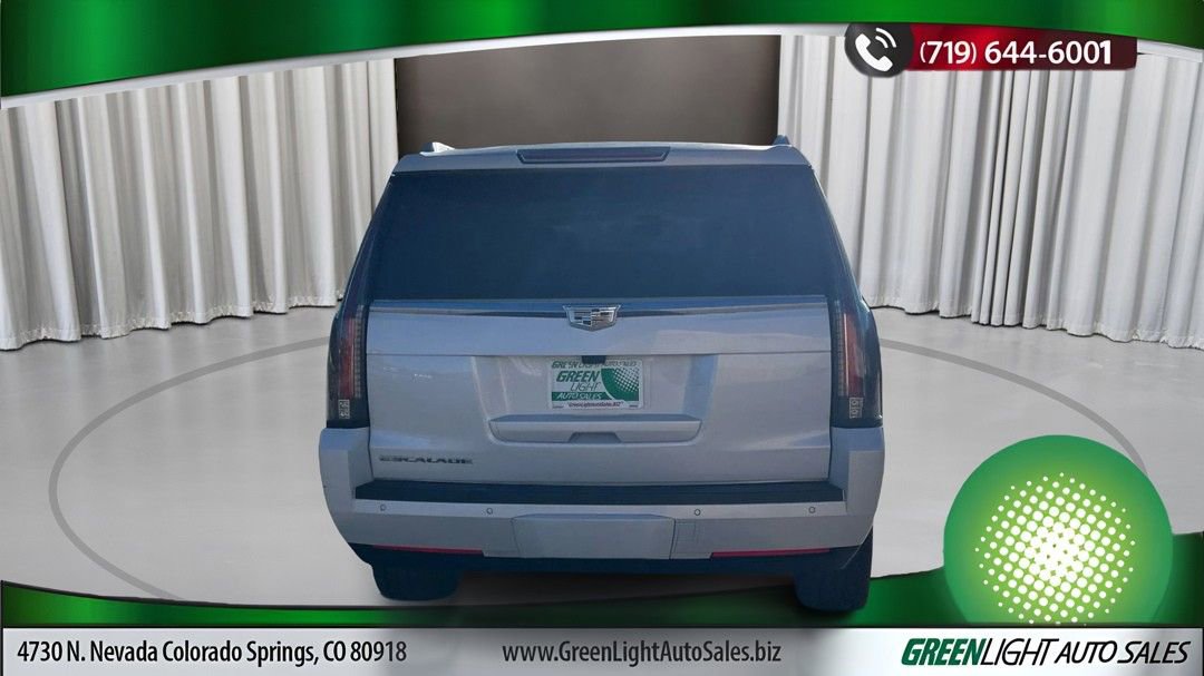Used 2019 Cadillac Escalade ESV Luxury image 4
