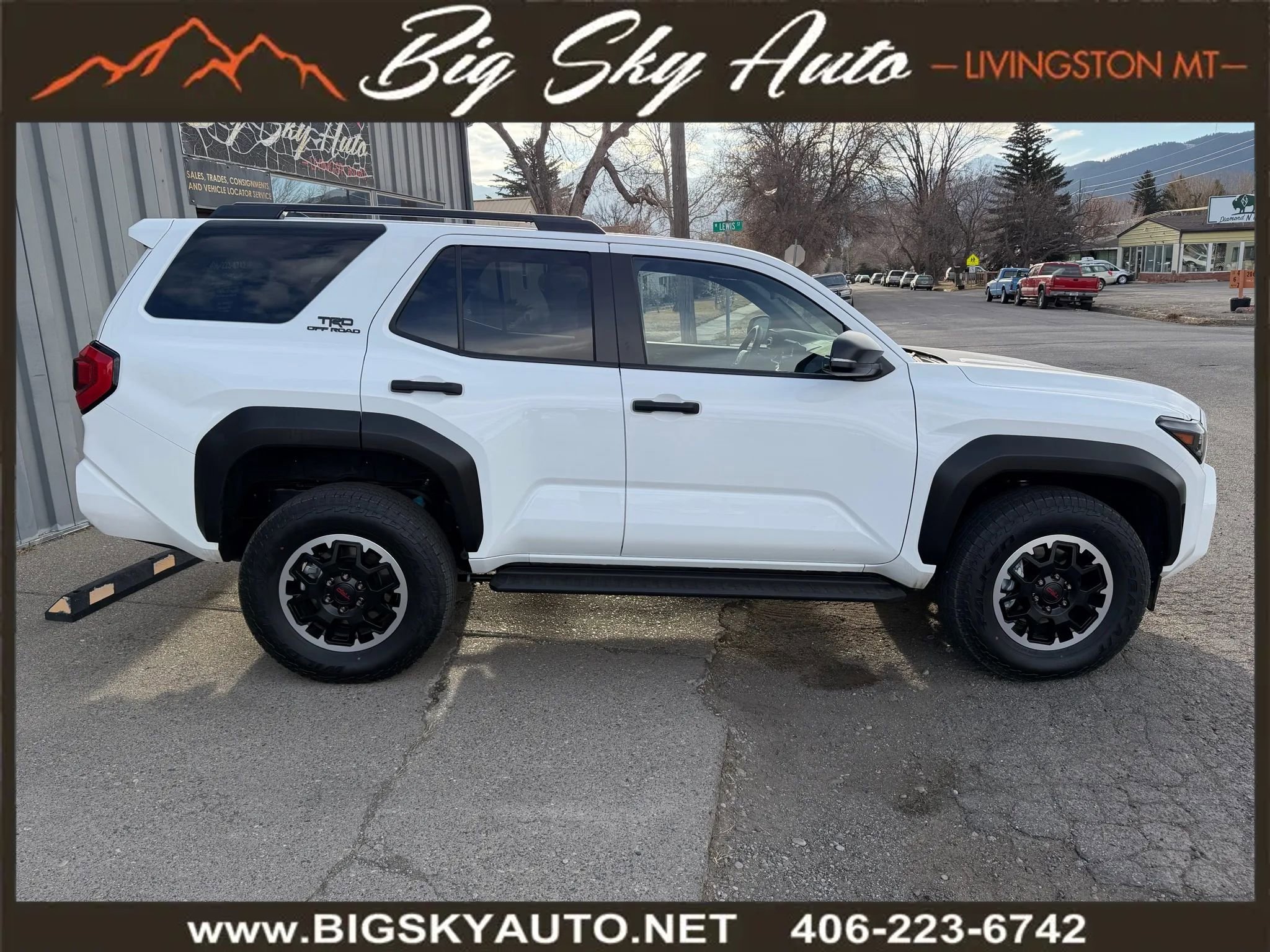 Used 2025 Toyota 4Runner 4WD image 6