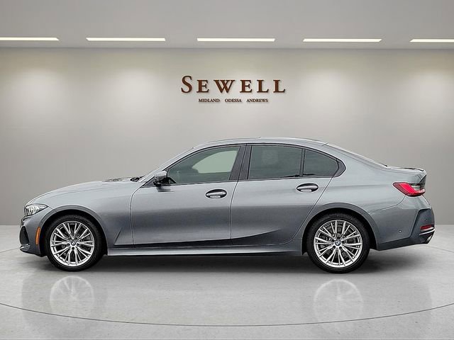 Used 2023 BMW 330i Sedan w/ Parking Assistance Package RWD image 2