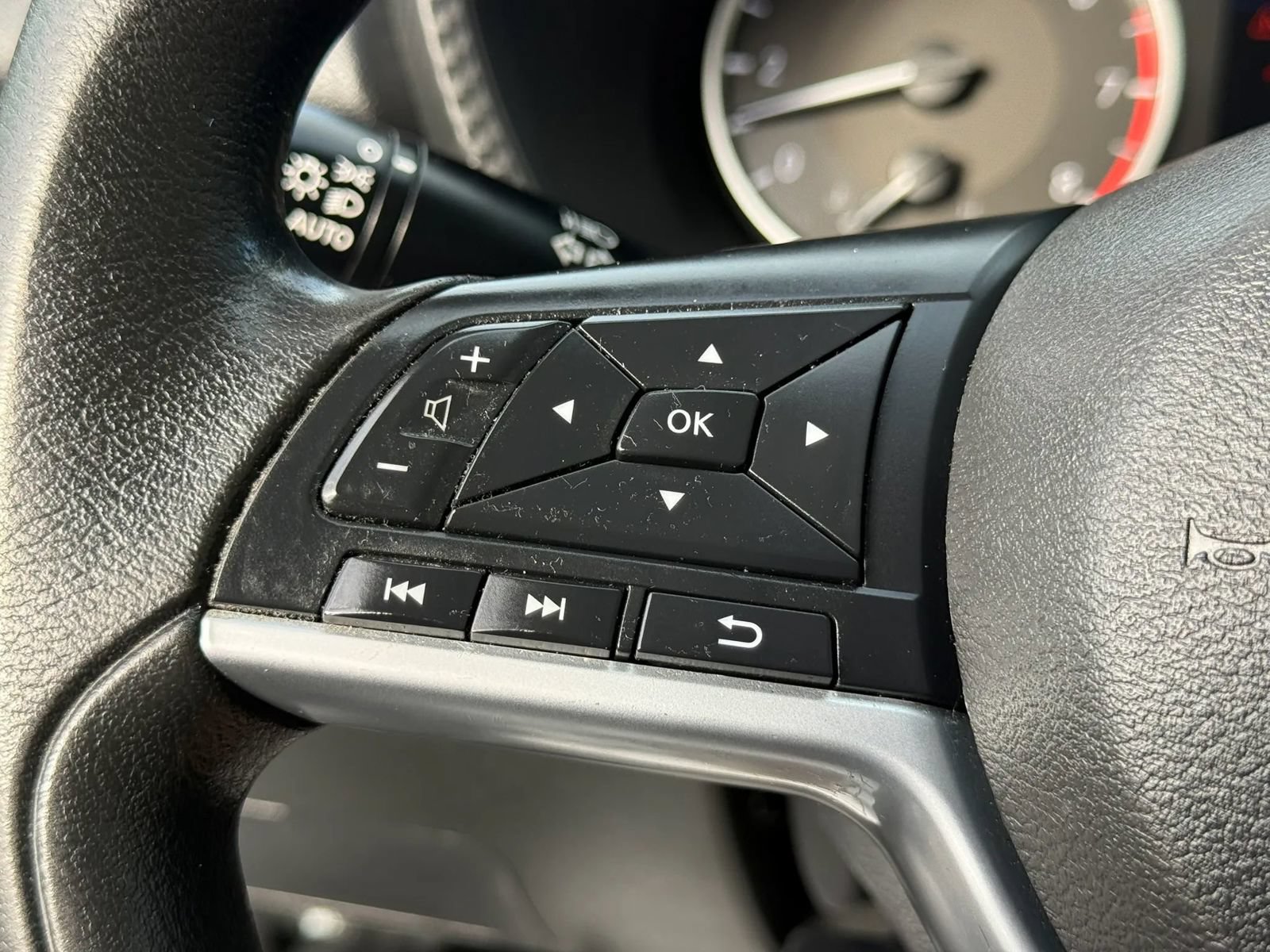 Used 2021 Nissan Sentra S FWD image 23