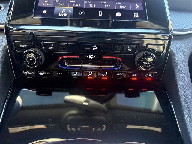 Used 2023 Jeep Grand Cherokee L Laredo image 18