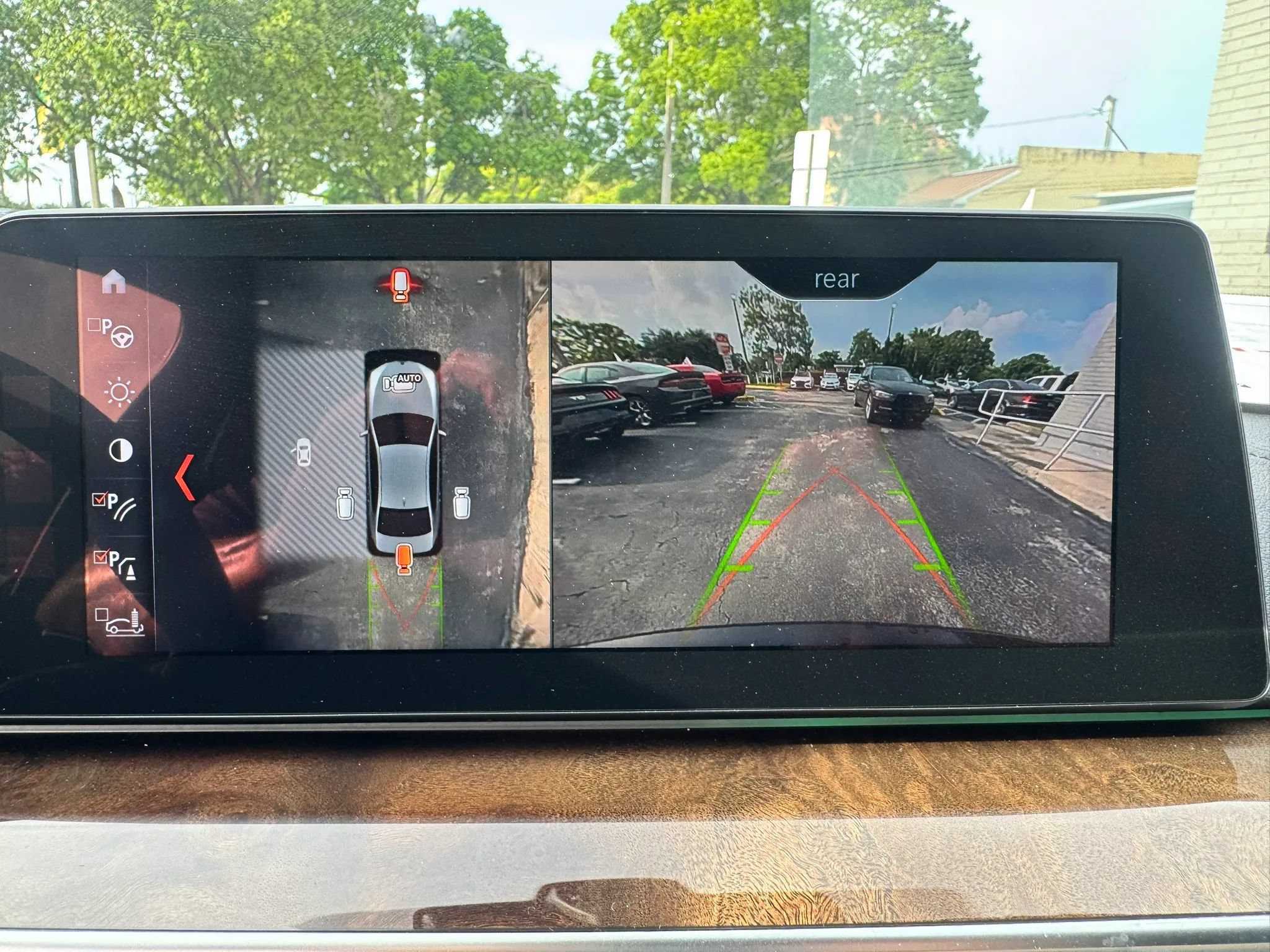 Used 2018 BMW 540i RWD image 42