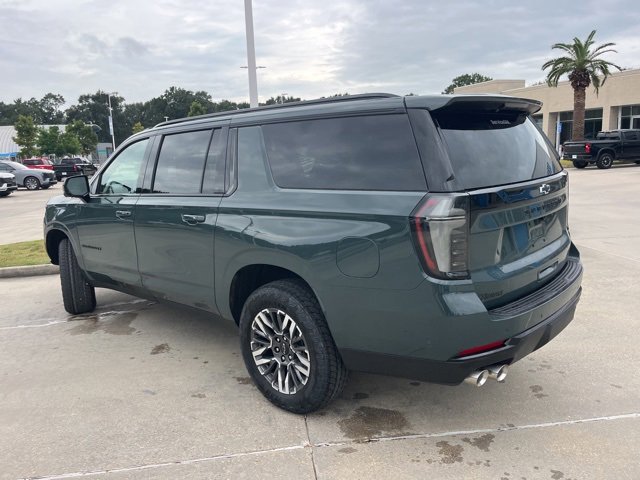 New 2026 Chevrolet Suburban Z71 w/ Comfort Package image 5