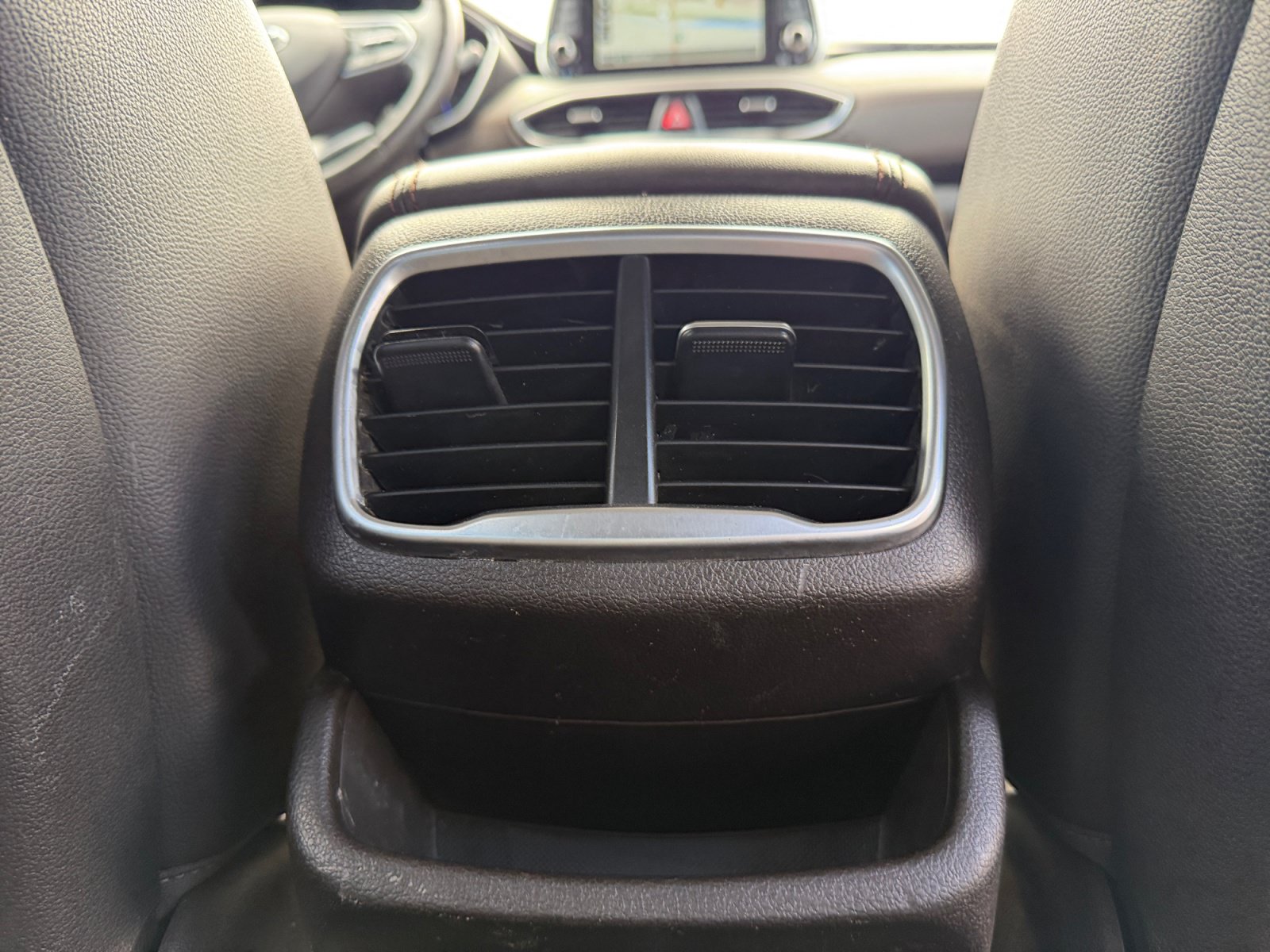 Used 2019 Hyundai Santa Fe AWD image 32
