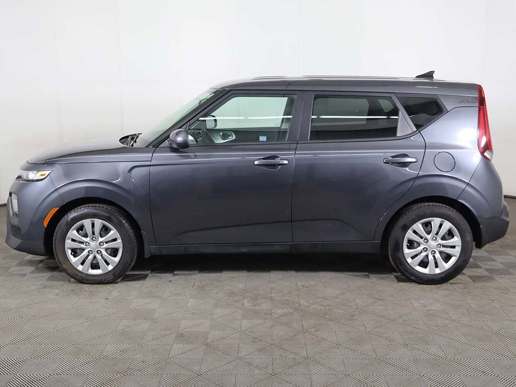 Used 2020 Kia Soul LX FWD image 14