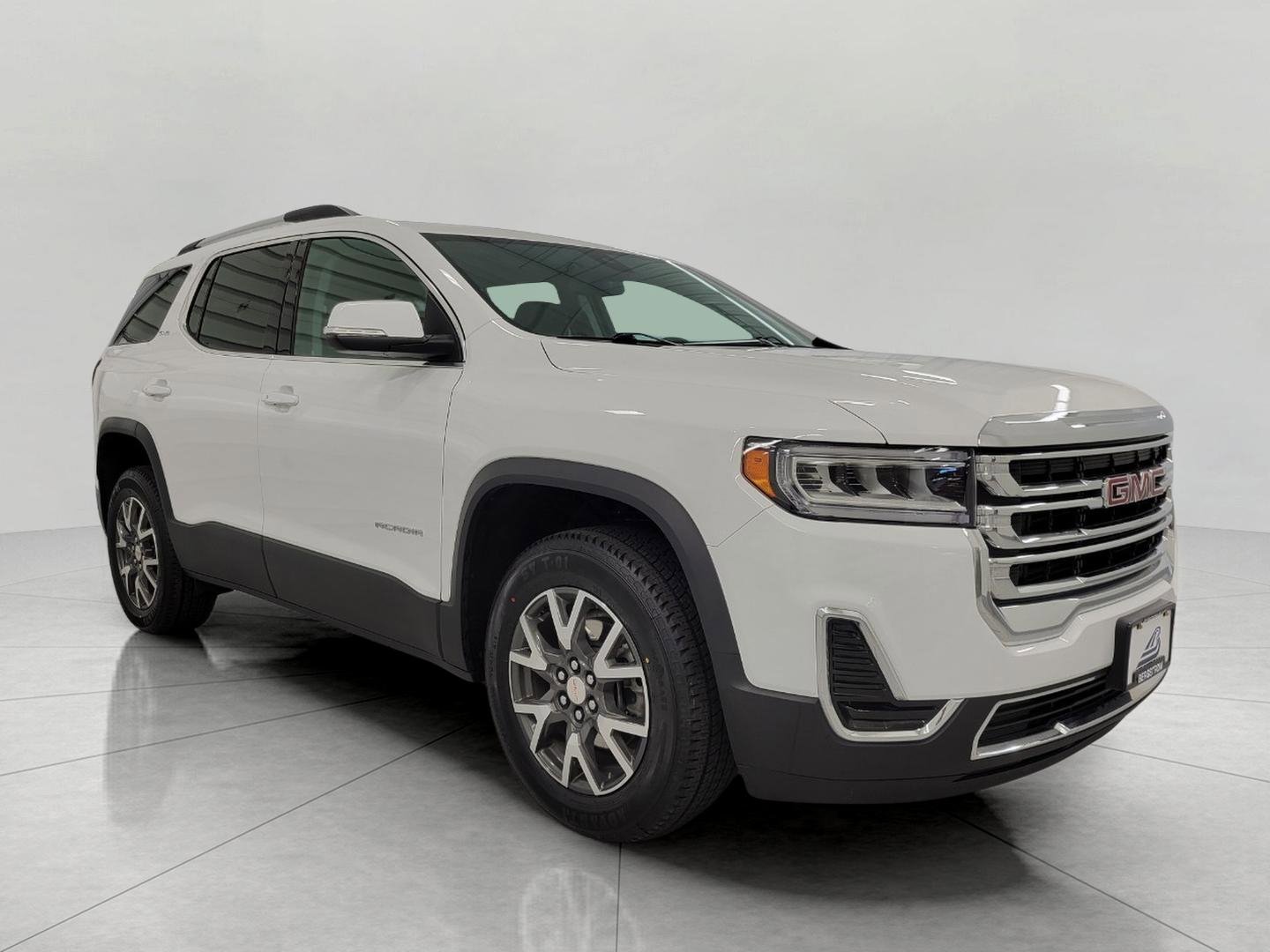 Used 2023 GMC Acadia SLE w/ Driver Convenience Package