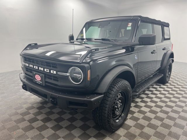 Used 2021 Ford Bronco Black Diamond AWD/4WD image 2