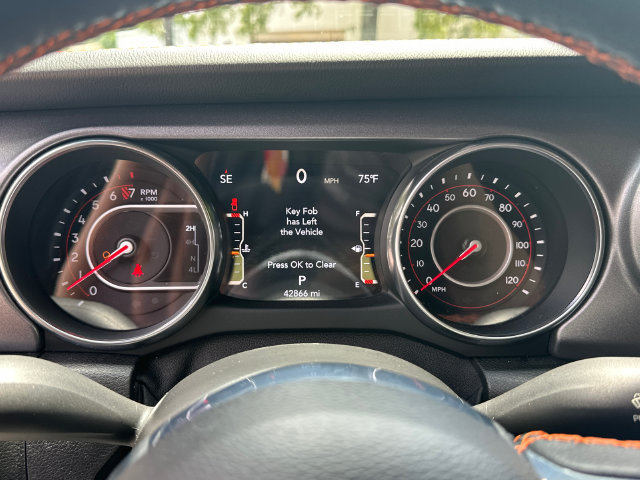 Used 2021 Jeep Gladiator Mojave AWD/4WD image 25