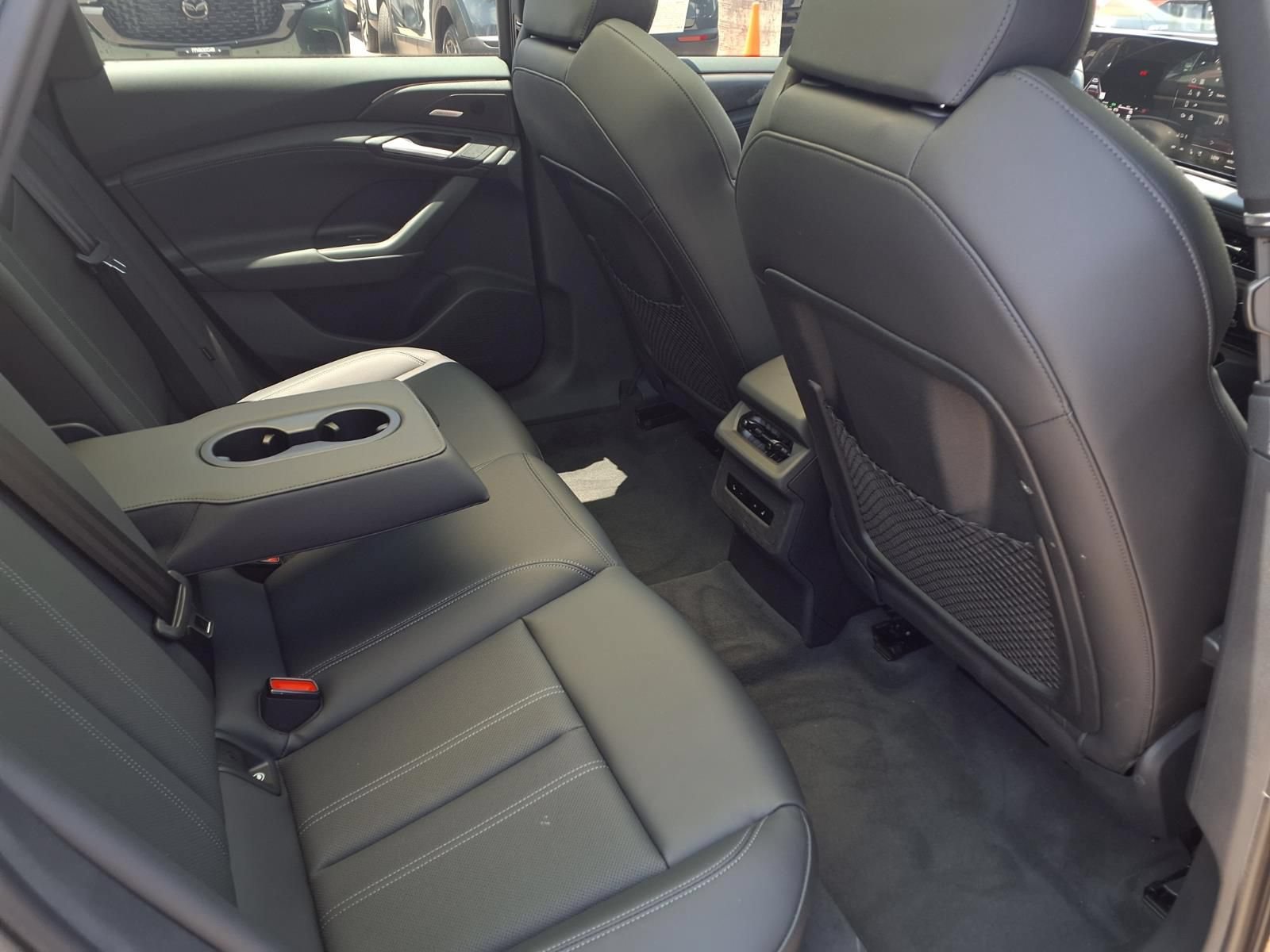 Used 2025 Audi A6 e-tron Premium Plus w/ Premium Plus RWD image 19