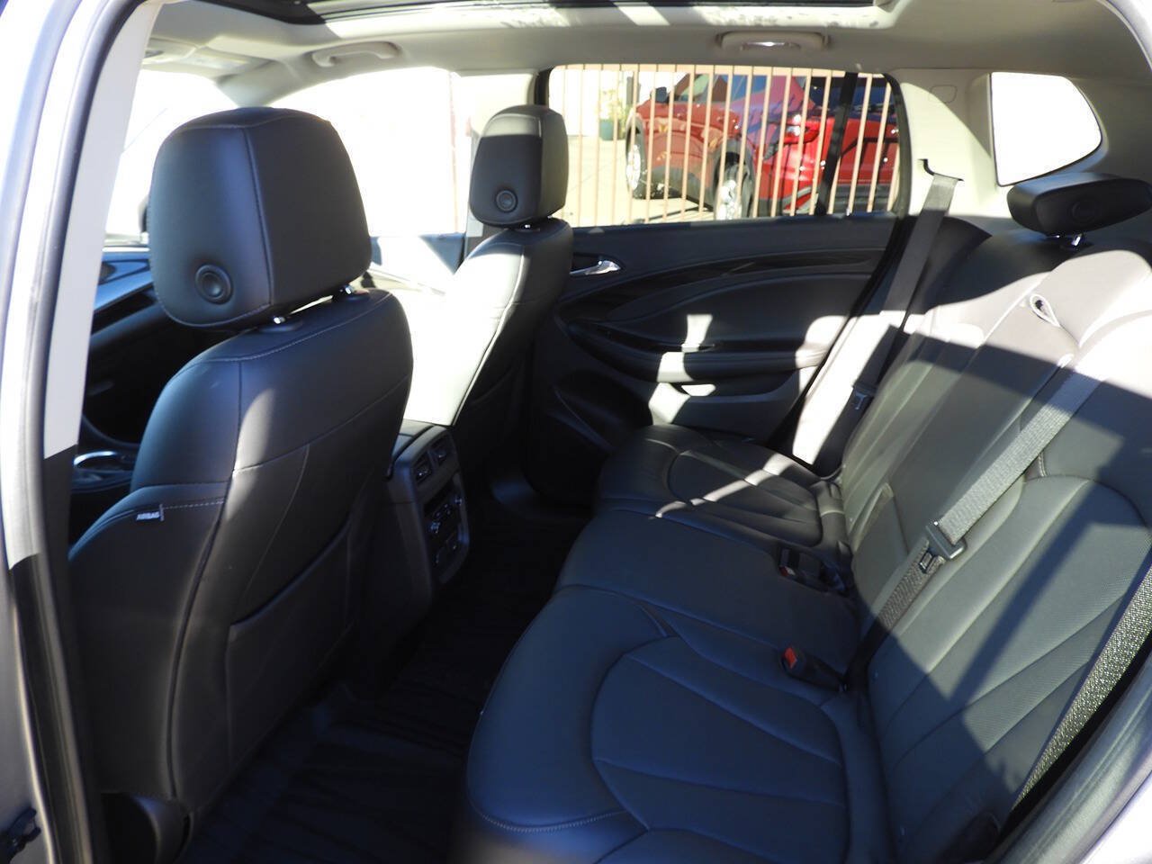 Used 2019 Buick Envision Premium AWD/4WD image 25